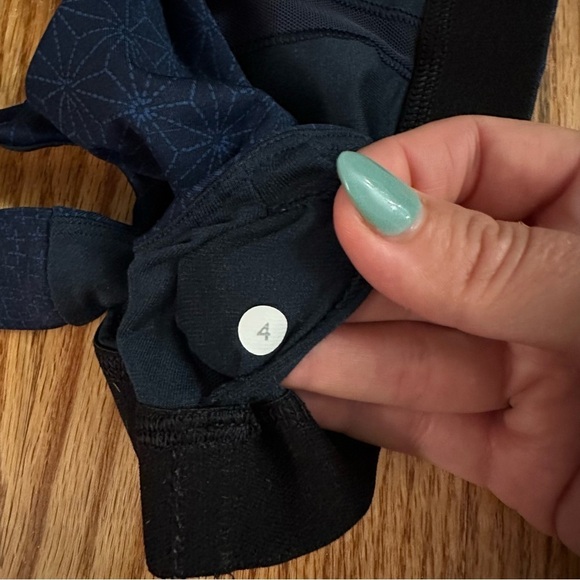 Lululemon All Sport Bra Sashico Star Inkwell Rugged Blue size 4 - Picture 3 of 7